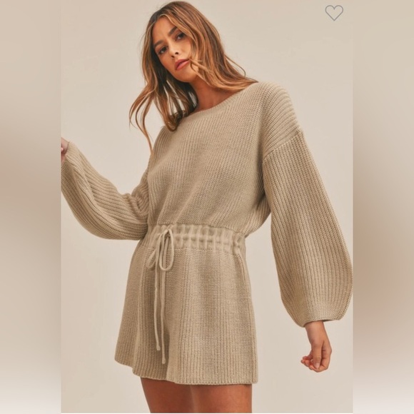 MABLE Pants - MABLE Women’s Round Neck Long Sleeve Sweater Romper Size M/L Taupe Chunky Casual